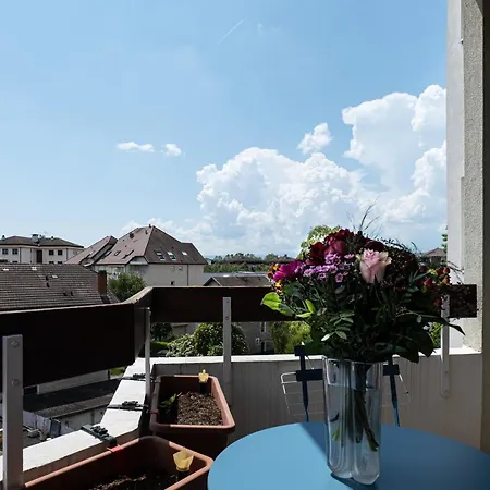 Le Charles Albert Apartment *