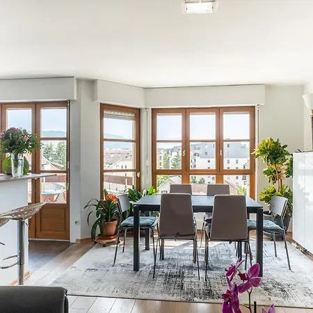 Le Charles Albert Apartment *